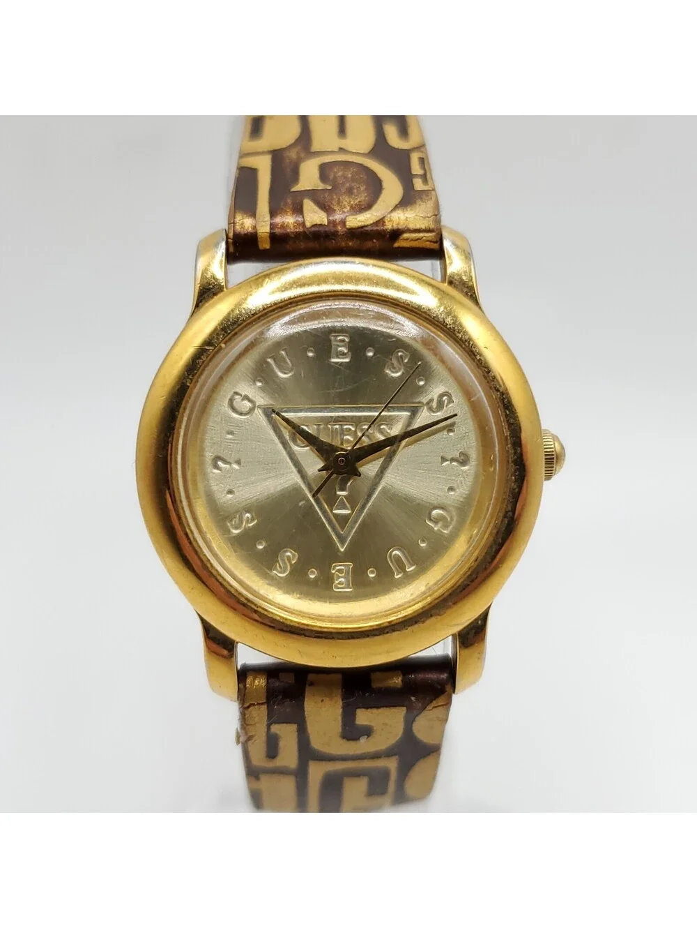 Vintage 1994 Womens Watch New Battery Gold Tone 26mm